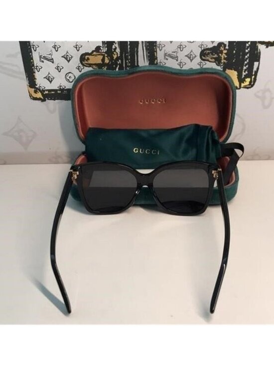 Stylish Black Sunglasses GG0459SA 001 main image 10